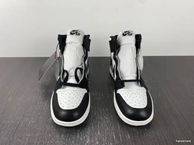 HYPE (2023) High Black BQ4422-001 White Jordan 85 1 Retro 0328